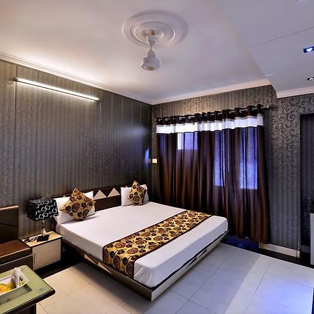 Hotel New Mg Residency Amritszár Kültér fotó