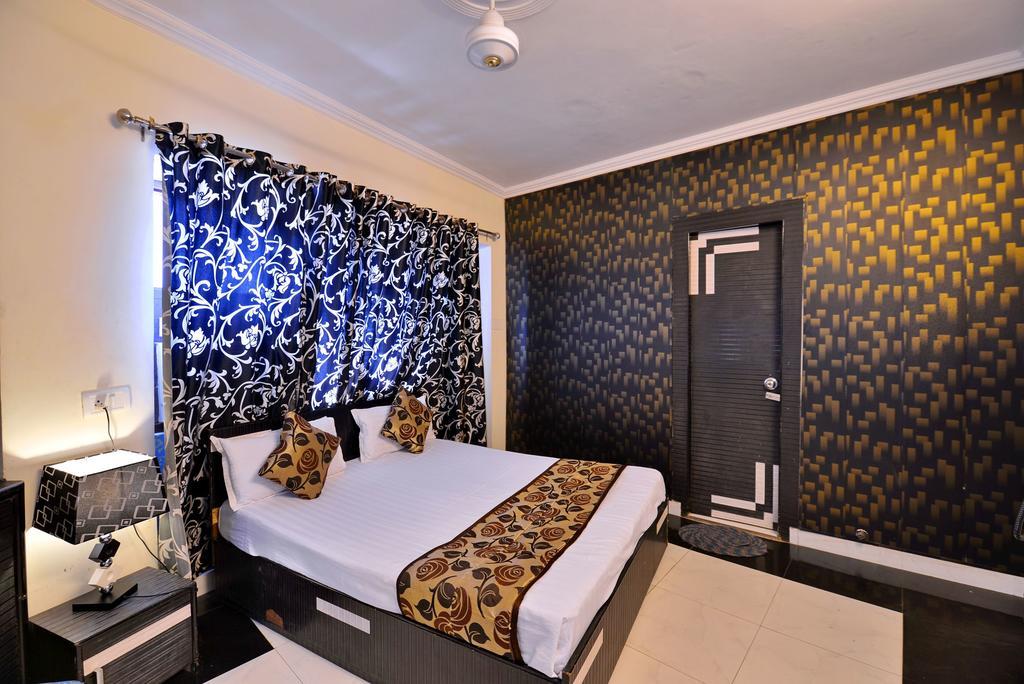 Hotel New Mg Residency Amritszár Kültér fotó