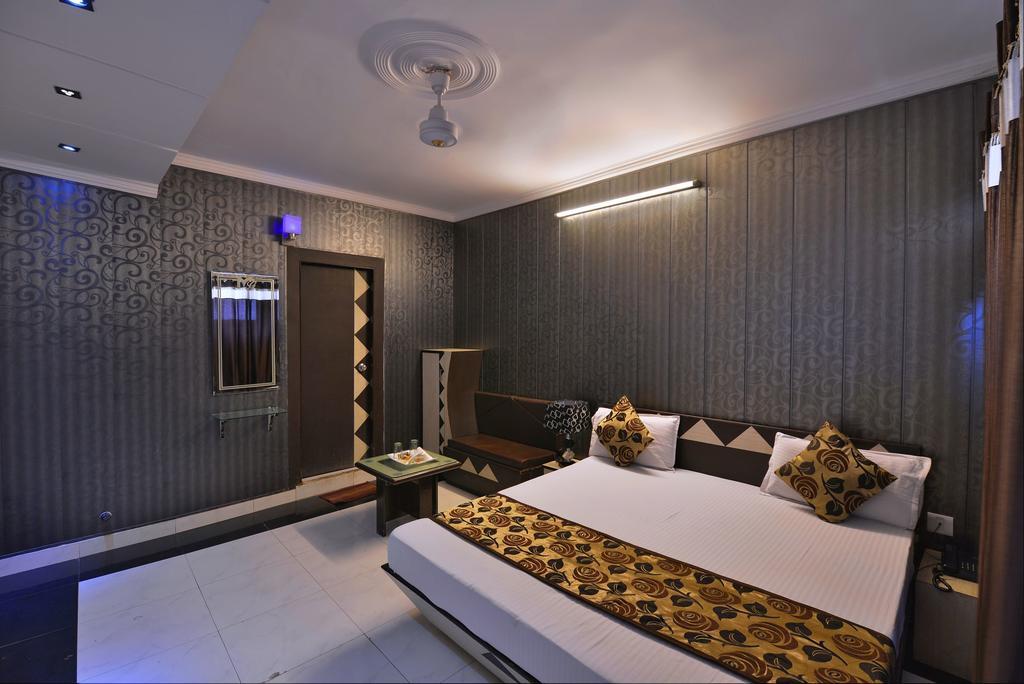 Hotel New Mg Residency Amritszár Kültér fotó